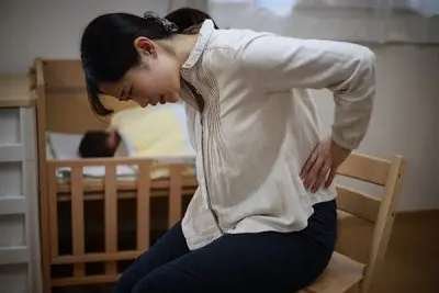 ぎっくり腰とは？ぎっくり腰の主な症状と対処法 画像
